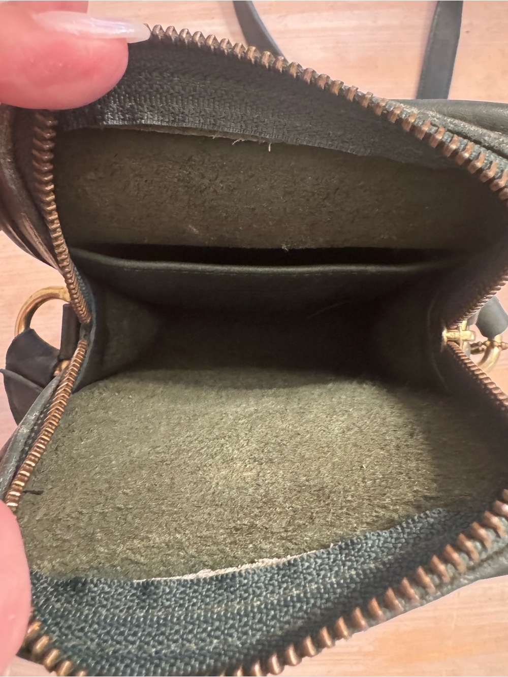 Vintage Bottle Green Coach Kit Crossbody Bag (Style 9973) - Picture 5 of 6